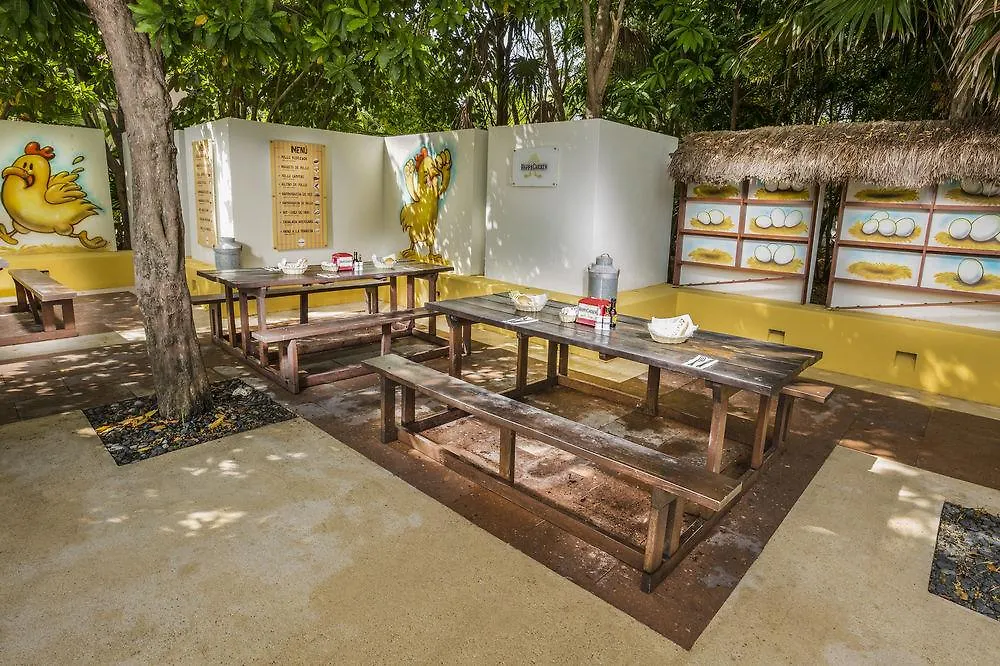 منتجع فندق Oasis Tulum Lite أكومال