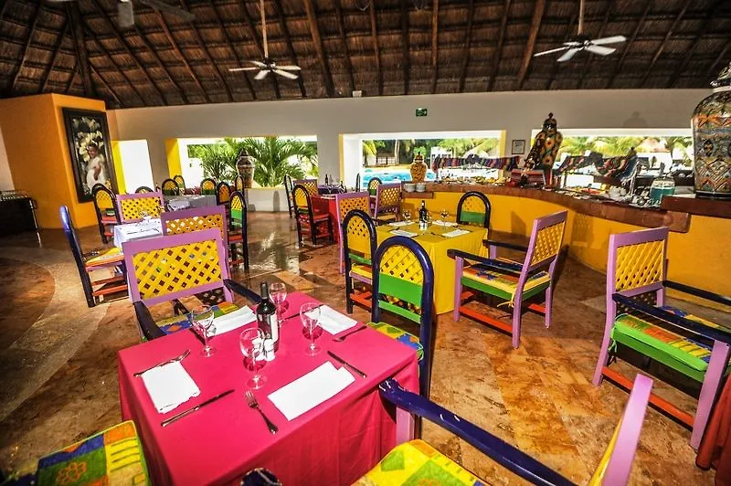 **** منتجع فندق Oasis Tulum Lite أكومال المكسيك