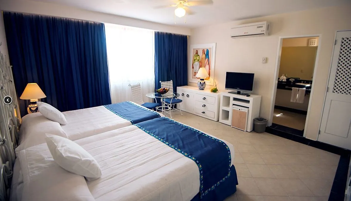 فندق Oasis Tulum Lite أكومال 4*,