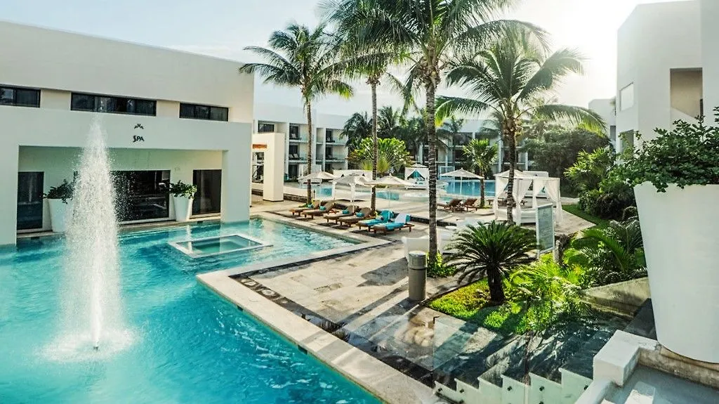 منتجع فندق Oasis Tulum Lite أكومال
