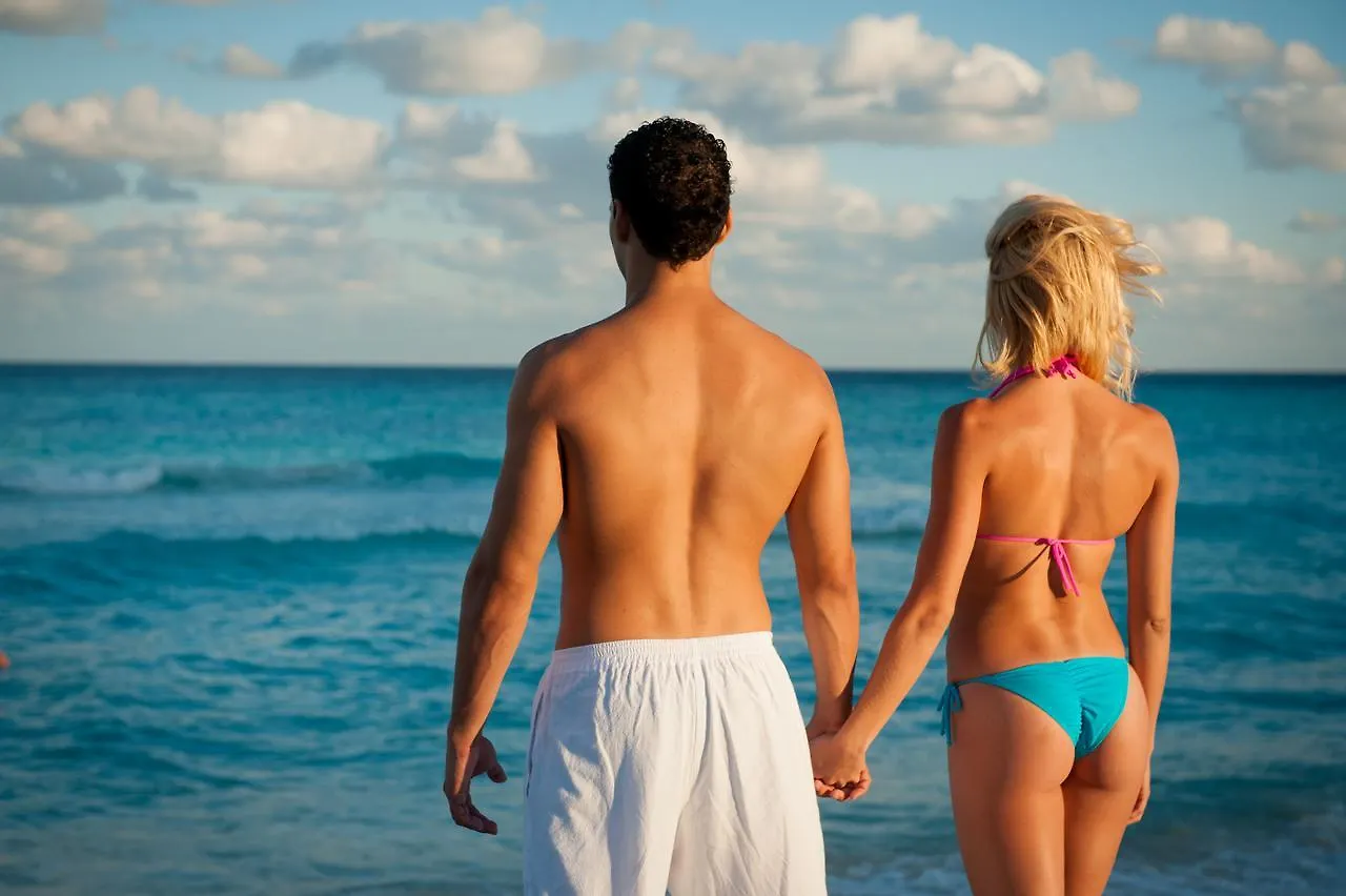 فندق Oasis Tulum Lite أكومال
